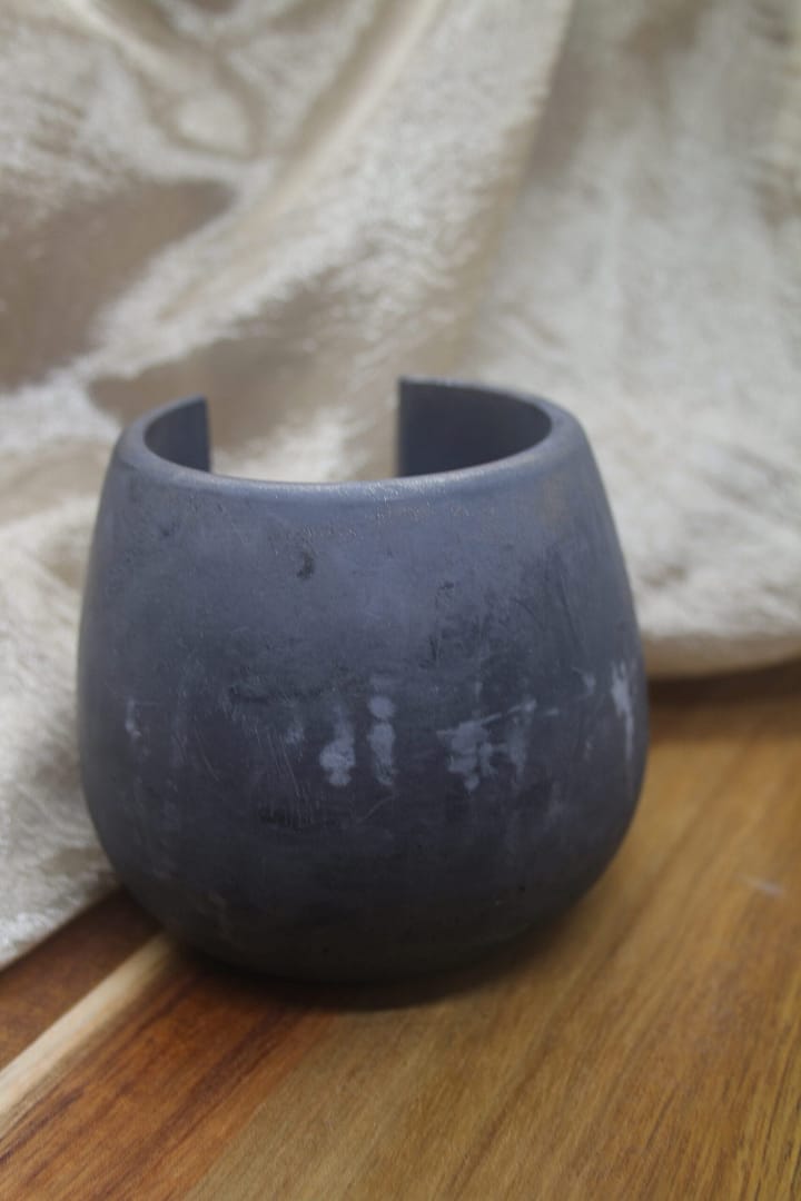 Black Maison Lumière tealight wax melt warmer back view