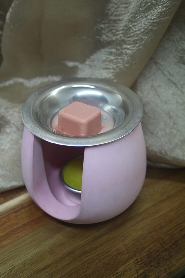 Pink Maison Lumière tealight wax melt warmer semi side view