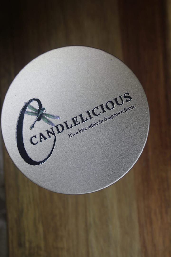 180 g Merlot Hand Poured Soy & Coconut Candle - Image 3